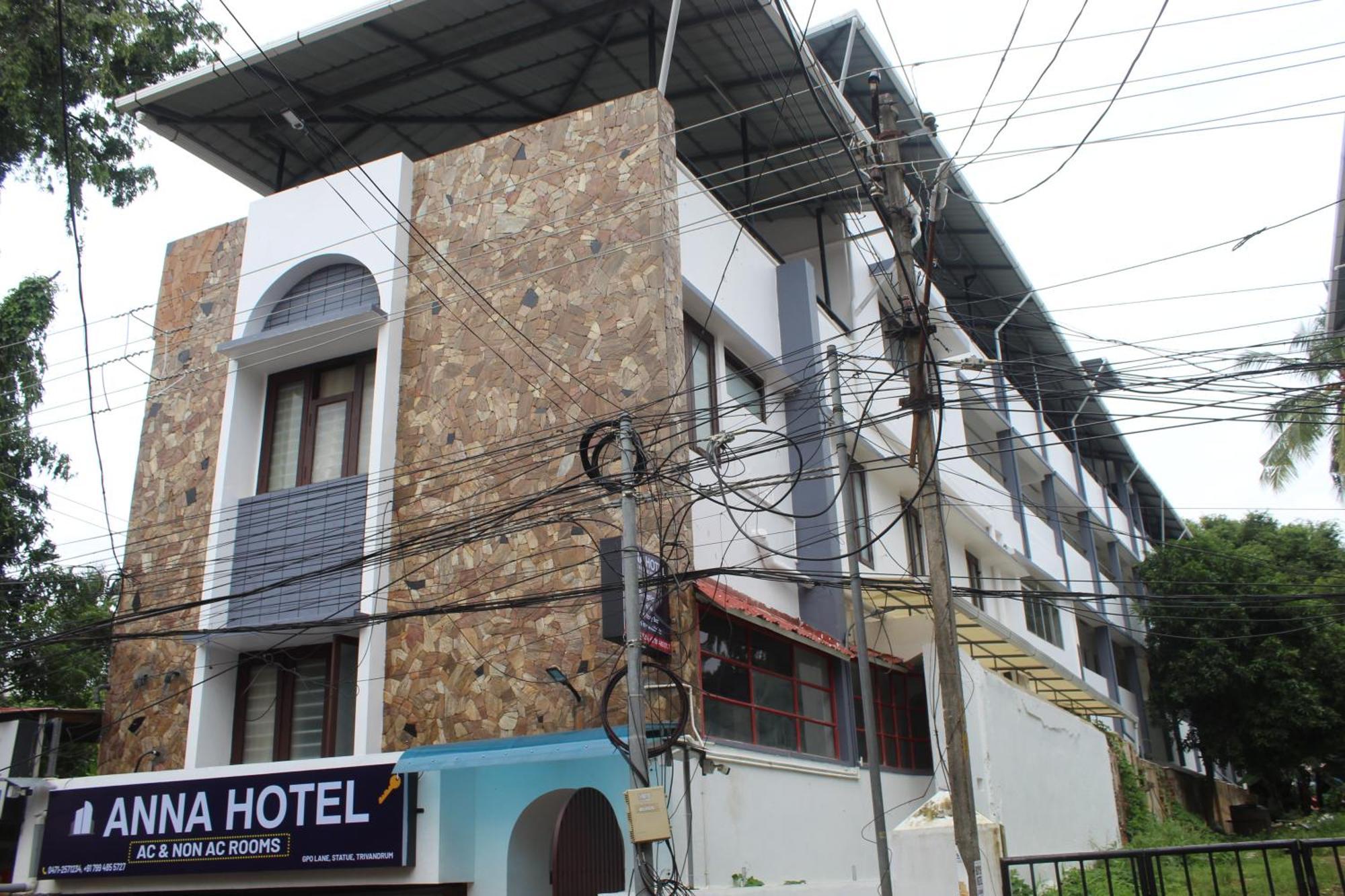 Anna Hotel Thiruvananthapuram Exterior photo